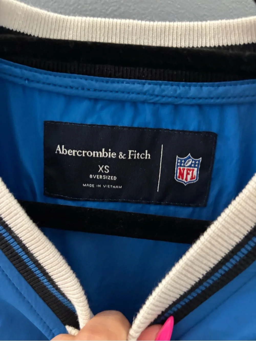 Abercrombie & Fitch Detroit Lions NFL Pullover